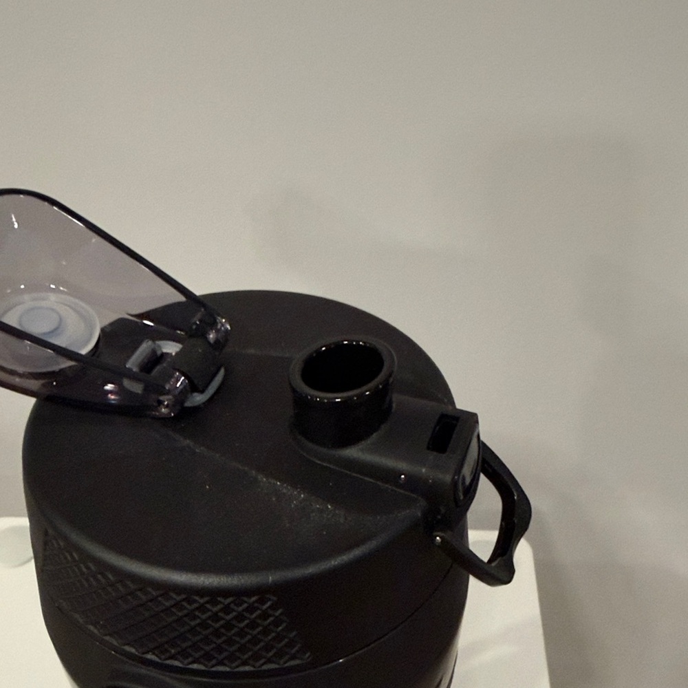 Under Armour Matte Black Hydration Jug NWOT. Never used - Picture 4 of 4